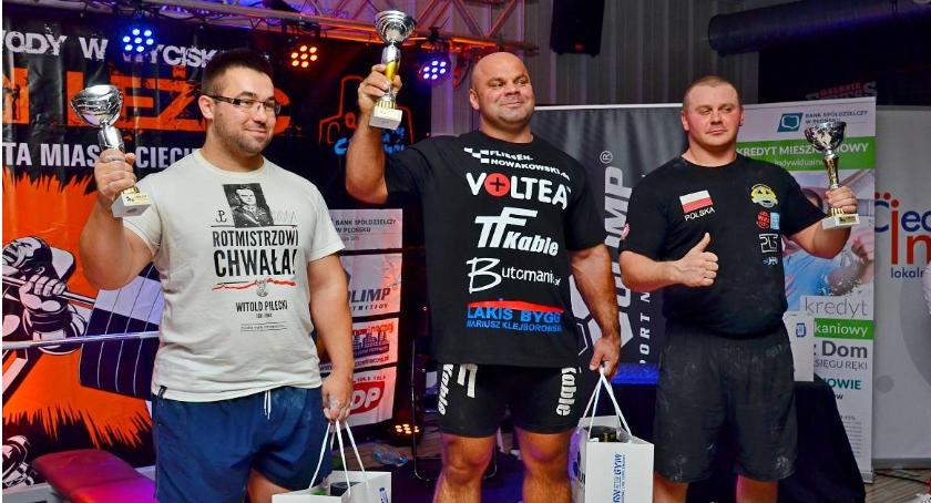 VIII Otwarte Zawody w Wyciskaniu  Sztangi Leżąc z rekordem 257,5 kg i żeńskim akcentem [foto/wideo]-