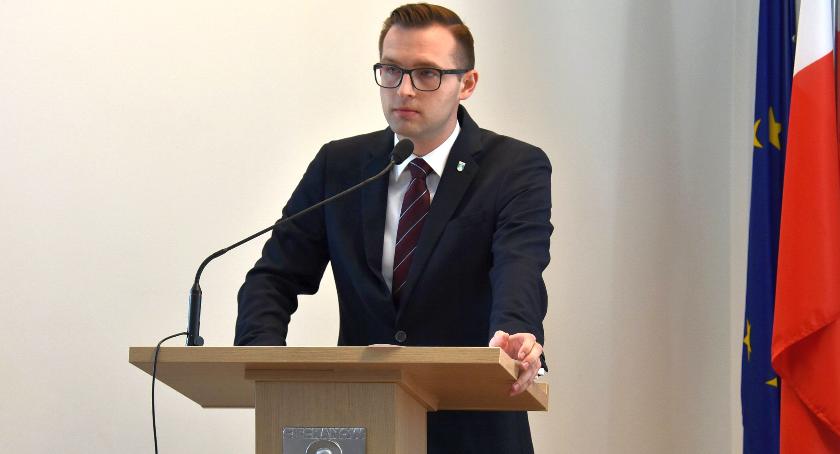 Ile wyniesie wynagrodzenie prezydenta Ciechanowa w nowej kadencji? [wideo]