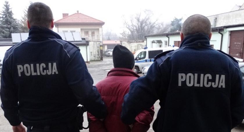 Podpalała budynki i ambony. Straty sięgają 30 tysięcy zł [zdjęcia]