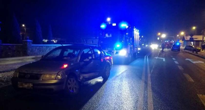 Wypadek na skrzyżowaniu w Glinojecku. Ranna 28-latka [zdjęcia]