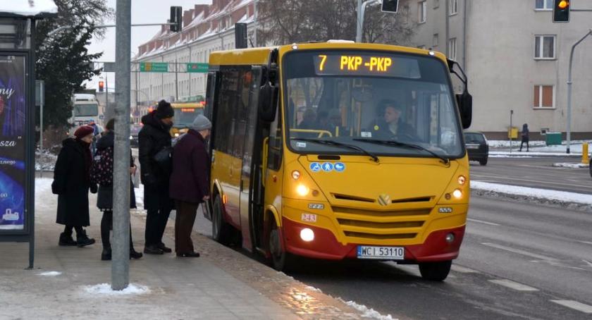 Świąteczny rozkład jazdy komunikacji miejskiej w Ciechanowie