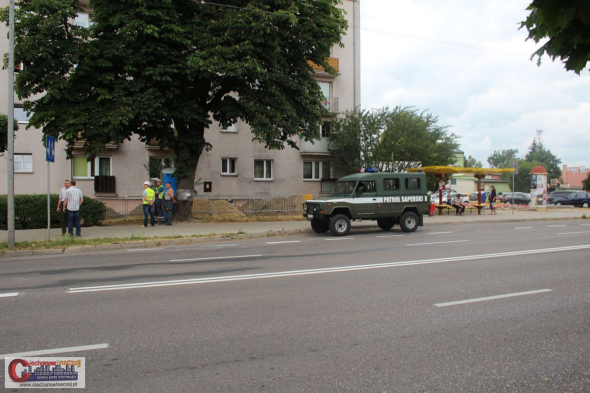Bomby w centrum Ciechanowa. Teren zabezpieczali saperzy