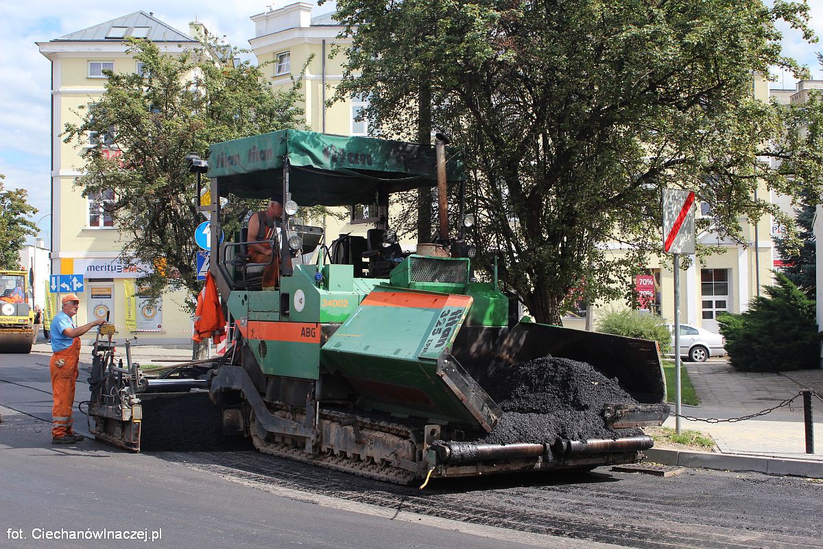 Kolejne roboty drogowe w Ciechanowie: wkrótce ruszy przebudowa ośmiu ulic