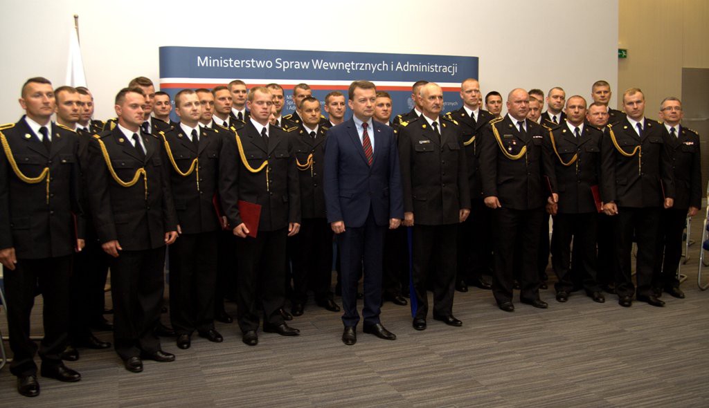 Strażak z Ciechanowa wyróżniony przez ministra MSWiA