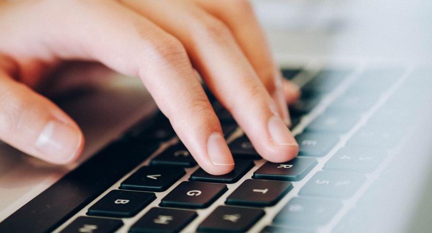 Bezpłatny internet dla mieszkańców pow. ciechanowskiego - trwa dodatkowy nabór