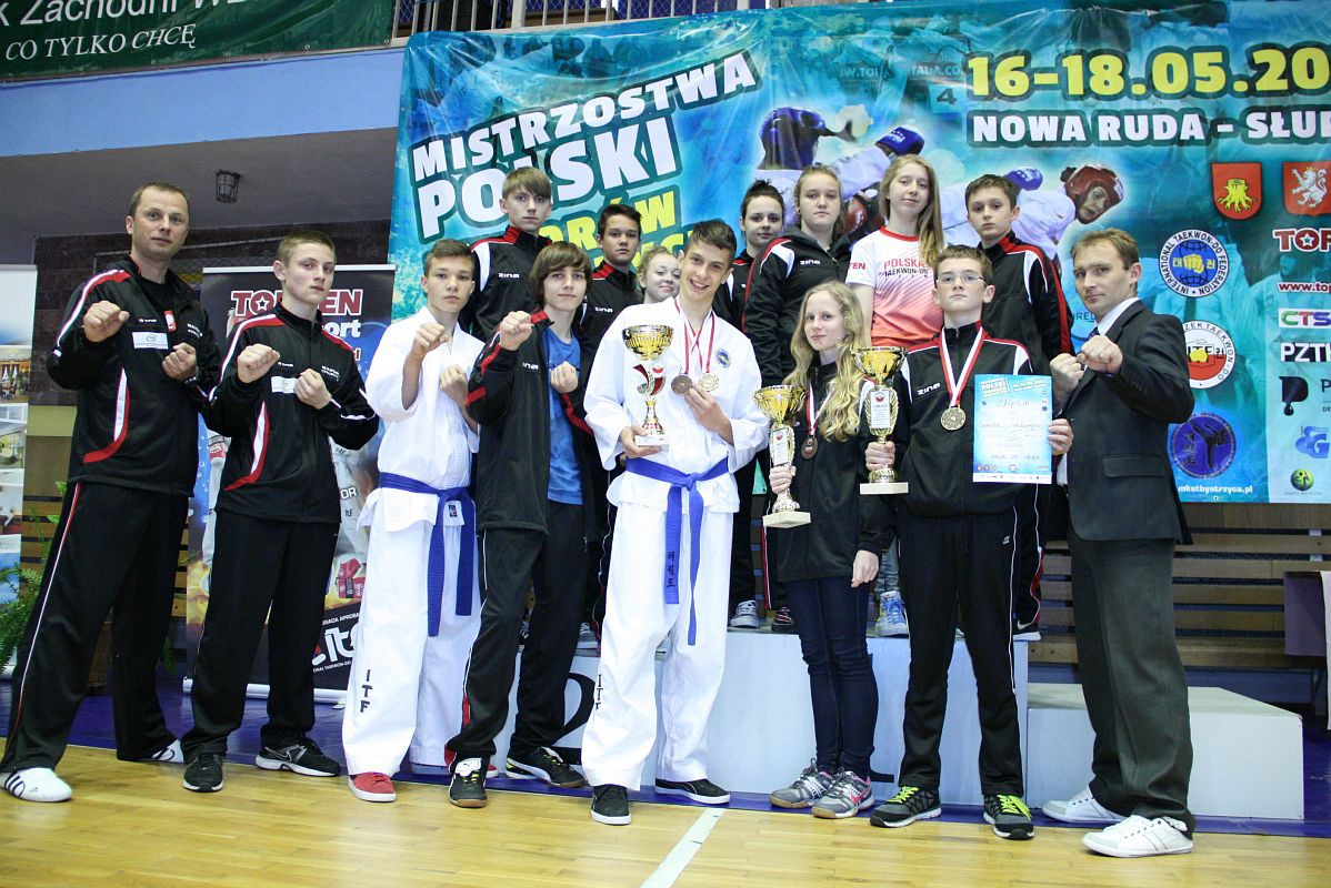 Cztery medale zawodników Matsogi Ciechanów na Mistrzostwach Polski juniorów!