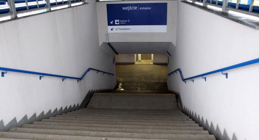 Wybierasz się w podróż pociągiem z Ciechanowa? Powiadom przewoźnika dwa dni wcześniej!
