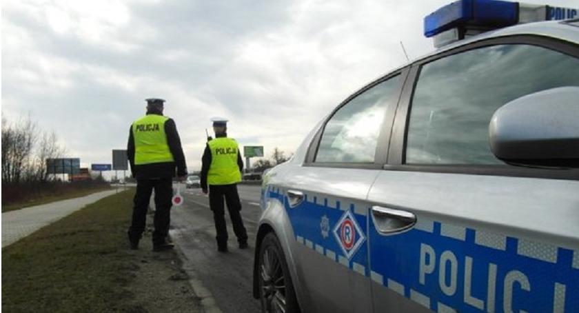 21-latek kierował na zakazie. Zatrzymała go ciechanowska policja