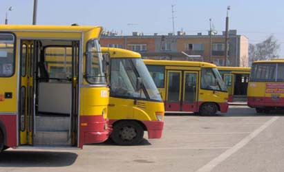 Autobusy w Święto Zmarłych 