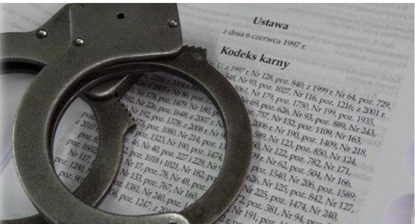 20-latek zatrzymany przez policję z Ciechanowa. Odpowie za krótkotrwałe użycie pojazdu