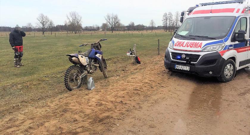 Młody motocyklista ciężko ranny w wypadku [zdjęcia]