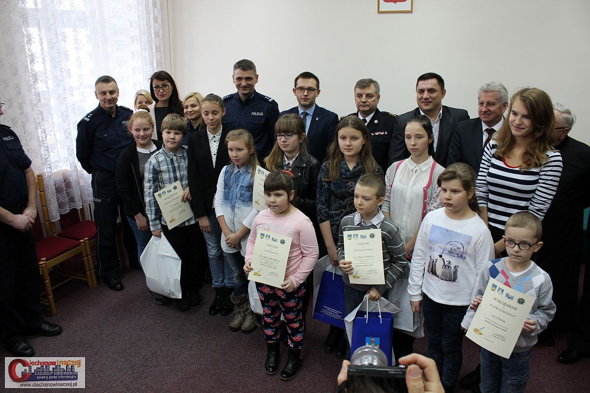 Laureaci konkursu “Bezpieczna droga do szkoły” otrzymali nagrody (zdjęcia)