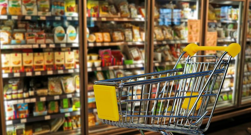 Wielkanocne zakupy na Mazowszu - za większość produktów zapłacimy więcej