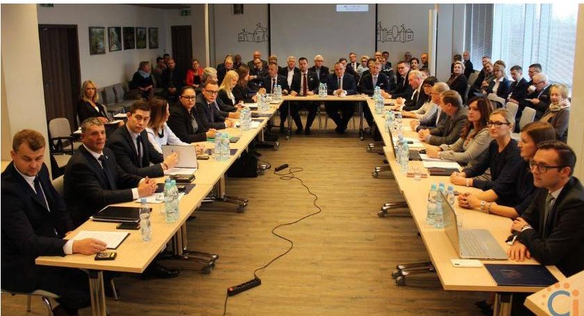Radni przedłużyli kadencje zarządów ciechanowskich osiedli