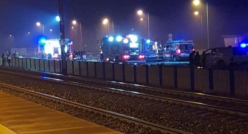 AKTUALIZACJA: Wypadek na torach w gm. Sońsk [zdjęcia]