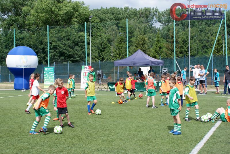 MKS Ciechanów zorganizował Piłkarski Piknik Rodzinny (zdjęcia)