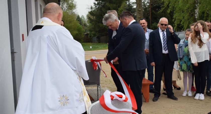 W Ujazdówku odbyło się uroczyste otwarcie świetlicy wiejskiej [zdjęcia]