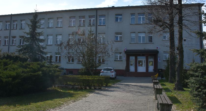 Prezydent zapewnia nauczycieli: Otrzymacie swoje wynagrodzenia bez potrąceń
