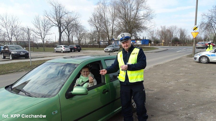Dzień Kobiet i Dzień Mężczyzn z ciechanowską drogówką