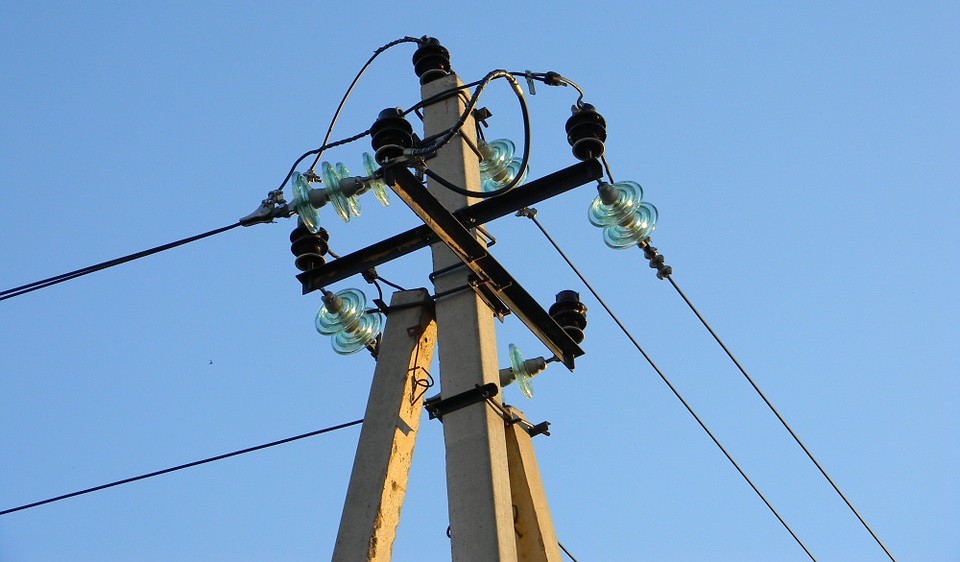 Tysiące domów bez prądu. Energa ogłasza stan masowej awarii
