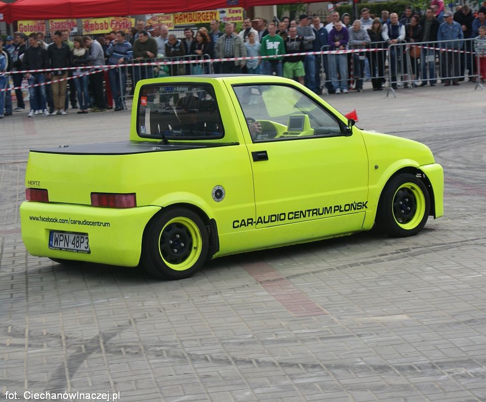 Zlot Motoryzacyjny w Ciechanowie za nami (zobacz zdjęcia)