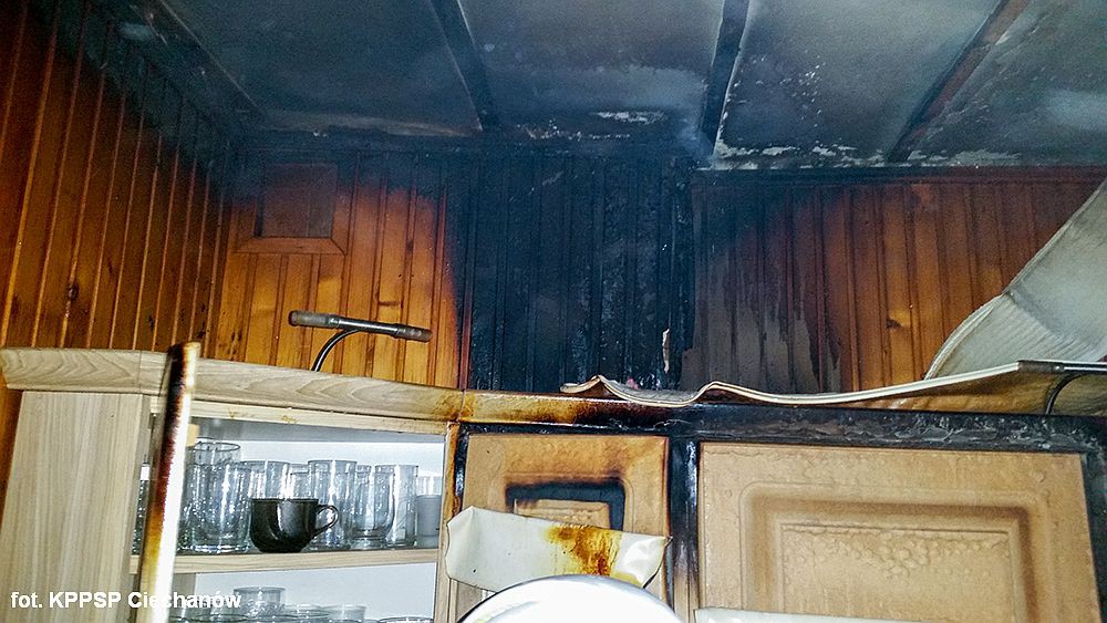 Interwencje strażaków: pożar mieszkania, czujka znów ratuje życie