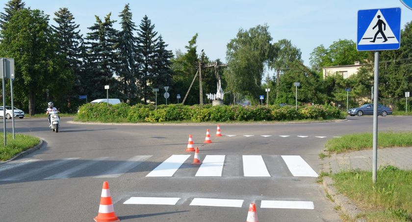 Malują pasy na ciechanowskich ulicach