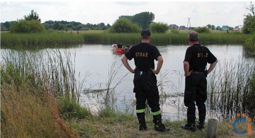 Tragiczne zdarzenie w gm. Glinojeck. W stawie znaleziono zwłoki mężczyzny