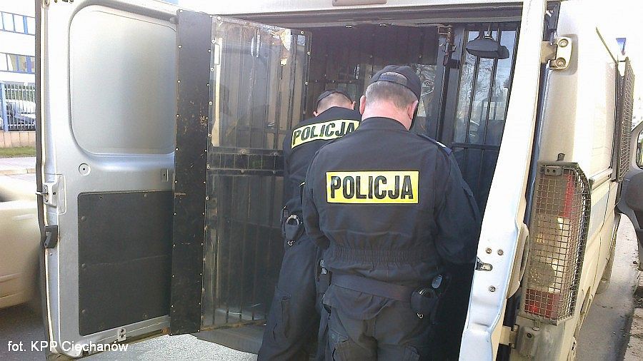 Zamiast Mikołaja przyszła policja. Ciechanowianin odpowie za włamanie do kolektury