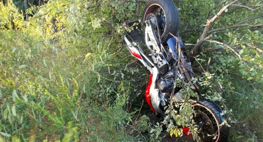 Motocyklista zginął w wypadku - ustalenia ciechanowskiej policji [zdjęcia]