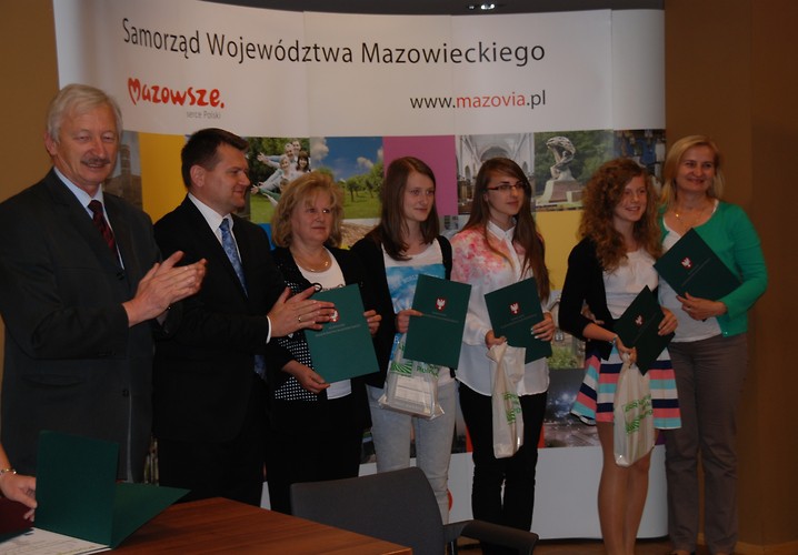 Uczniowie ekolodzy nagrodzeni 