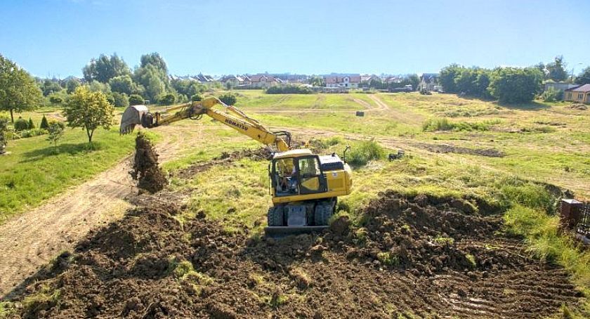 Na Jeziorku powstaje park za prawie 2,5 mln zł