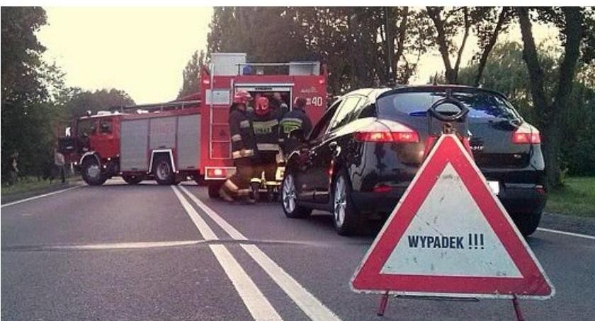Wypadek na drodze Ciechanów-Ojrzeń. Jedna osoba ranna