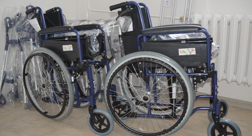 W Ciechanowie ruszyła bezpłatna wypożyczalnia sprzętu rehabilitacyjnego