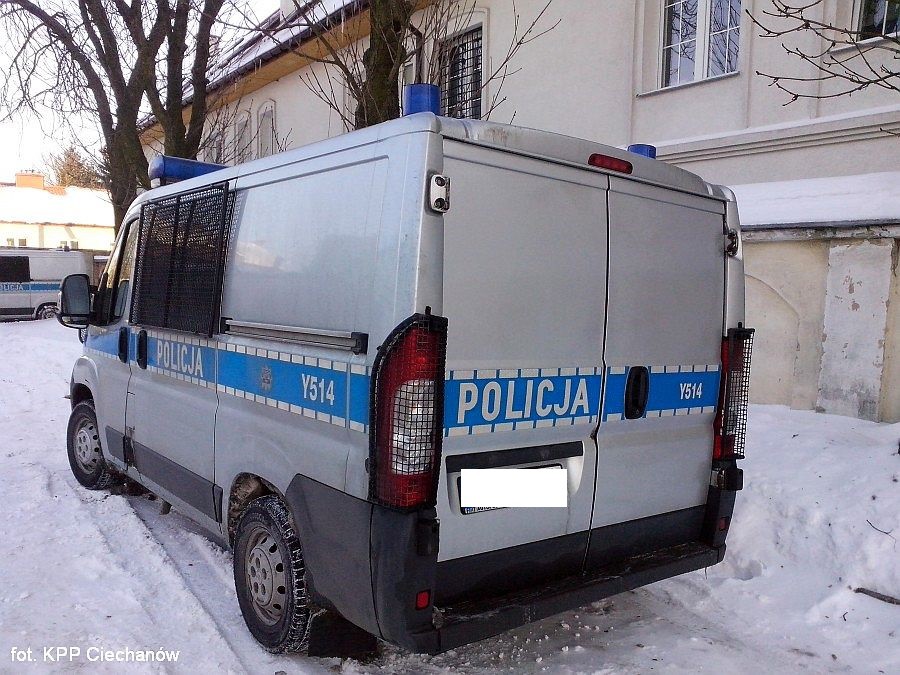 Okradli seniorkę - zabrali jej wszystkie oszczędności