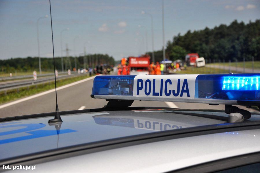Dwa samochody osobowe i ciężarówka zderzyły się w Sokołówku pod Ciechanowem