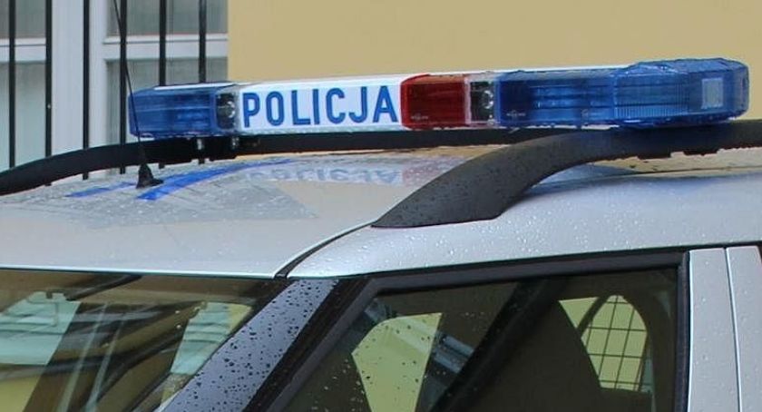 Kierowca próbował uciec przed policją. Usłyszał już zarzuty