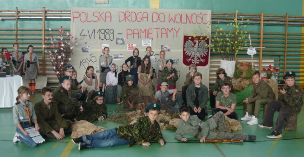 Uczniowie SP nr 4 uczcili rocznicę wolnych wyborów
