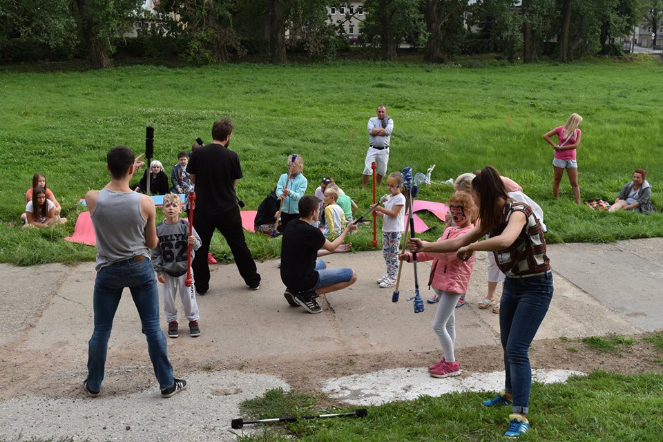 „STUDIO na osiedlu…” zawita na plac zabaw przy ul. Harcerskiej. Impreza w piątek