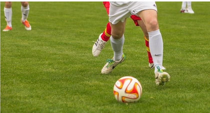 Liga Okręgowa: Przegrane Kryształu i Tęczy