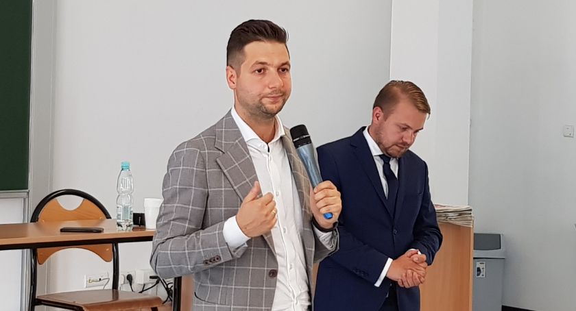 Jacek Ozdoba z poparciem Patryka Jakiego - spotkanie w Ciechanowie [wideo]