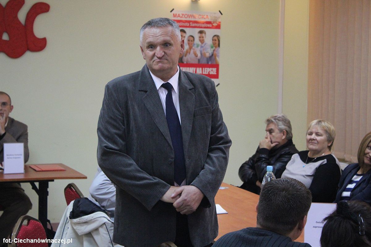 Ciechanowskie Prawo i Sprawiedliwość uboższe o jednego radnego