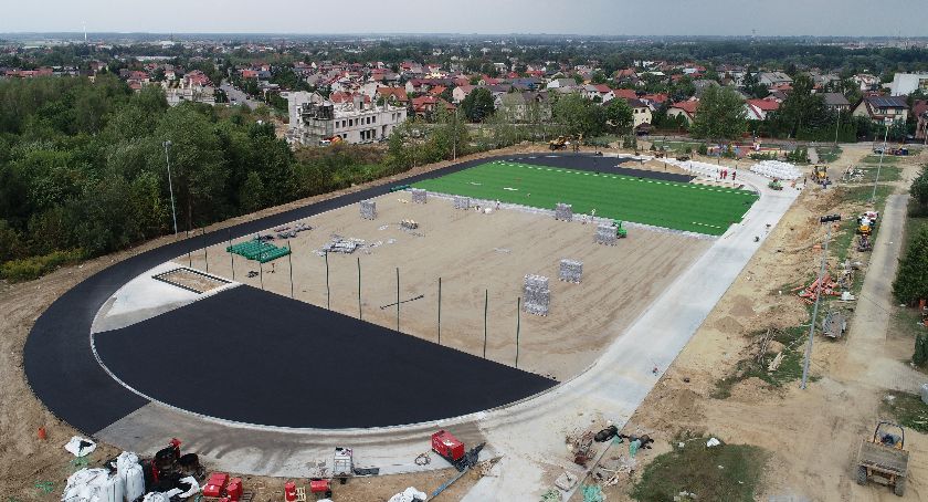Budowa nowego kompleksu sportowego w Ciechanowie na finiszu