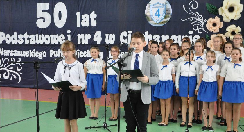 Szkoła Podstawowa nr 4 w Ciechanowie świętowała 50-lecie [zdjęcia]