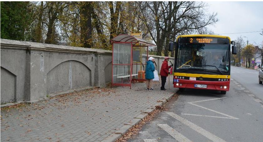 Uwaga! Zmiany w kursowaniu linii autobusowej. Dotyczą też mieszkańców dwóch gmin