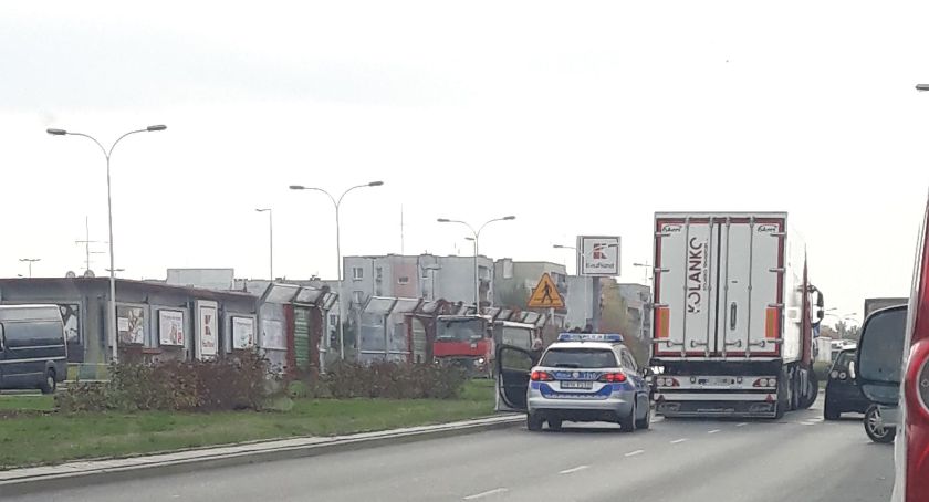 Z ostatniej chwili: Kolizja i utrudnienia w ruchu na ul. Armii Krajowej