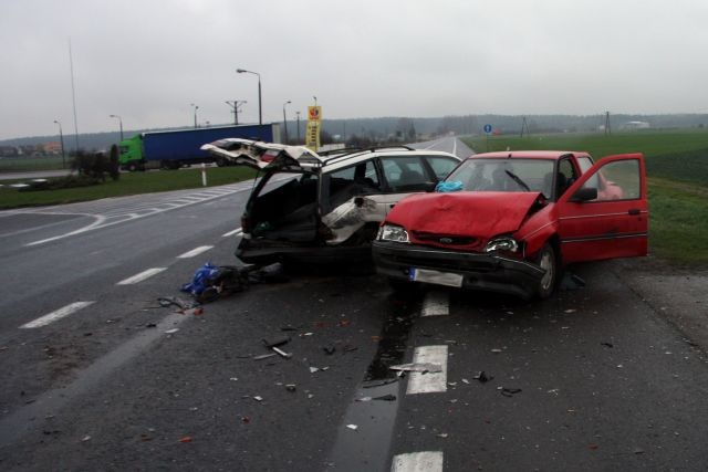 Zderzenie trzech samochodów na mławskiej obwodnicy 