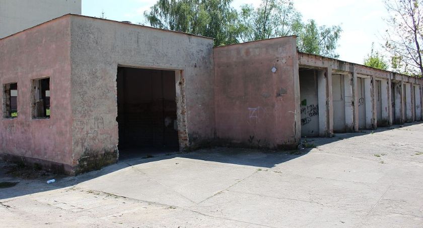 Pożar na terenie Kolumny Transportu Sanitarnego w Ciechanowie