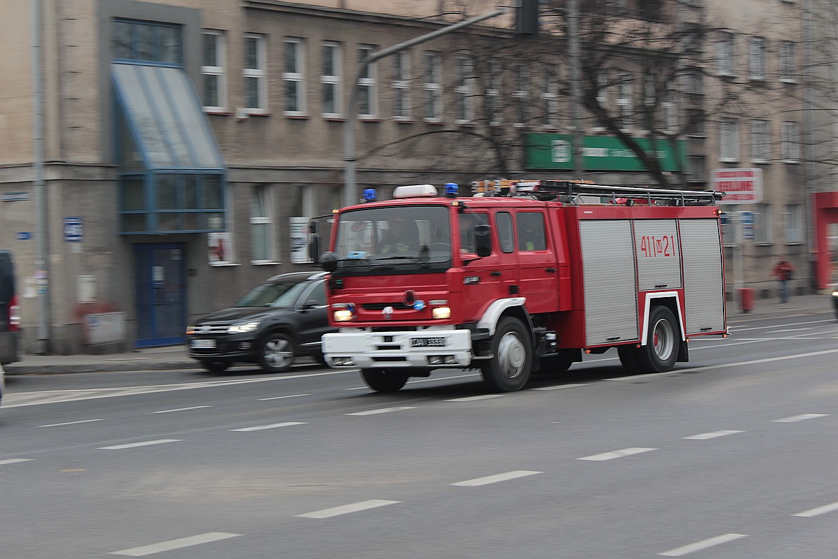 Pożar magazynu i kradzież znaku