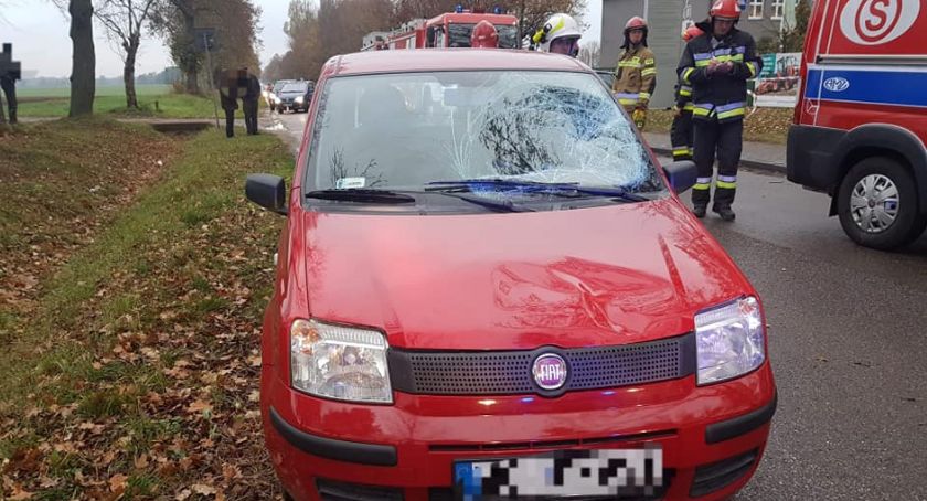 Wypadek przy szkole w Gołotczyźnie. Ranna 15-latka [zdjęcia]